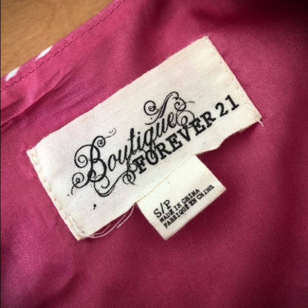 Looking for BOUTIQUE FOREVER 21 Dresses
